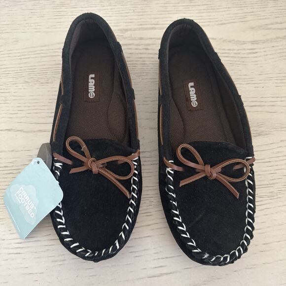 Lamo Women's Suede Lined Moccasins Size 8 Slip On Loafers Black Slippers NWT - Picture 1 of 5
